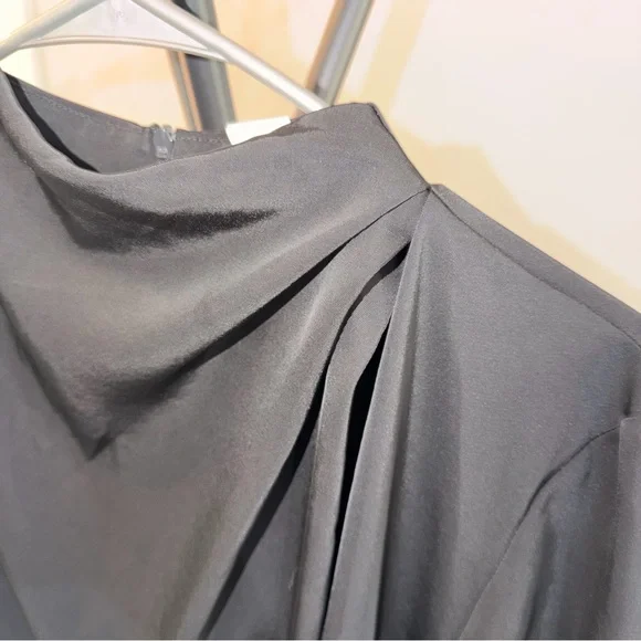 H&M Black Long-Sleeve Mini Dress Size XS - Picture 3 of 12